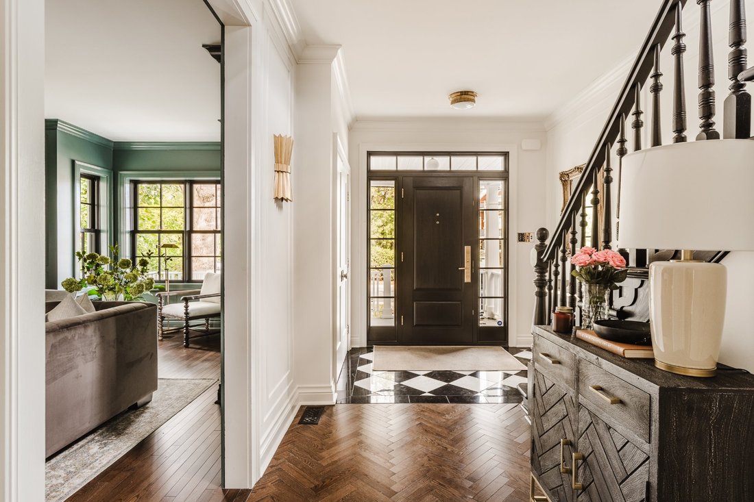 Saint Lambert, Qubec In Saint Lambert, Quebec, Canada For Sale (14816076)