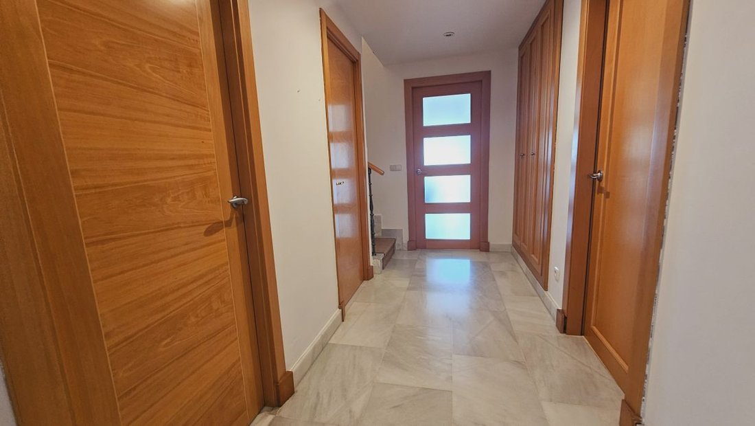 Penthouse in Sotogrande, San Roque, Andalusia 3 - 14817425