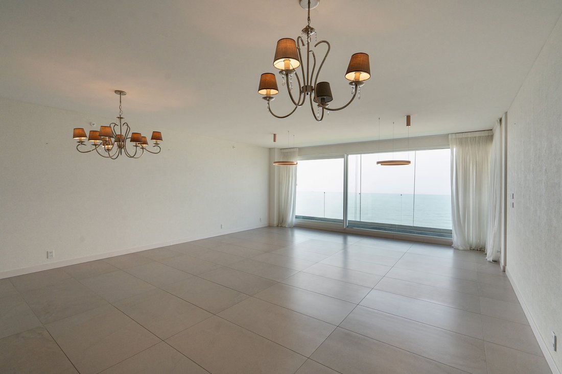 Apartment in Punta del Este, Maldonado Department, Uruguay 3 - 14818526