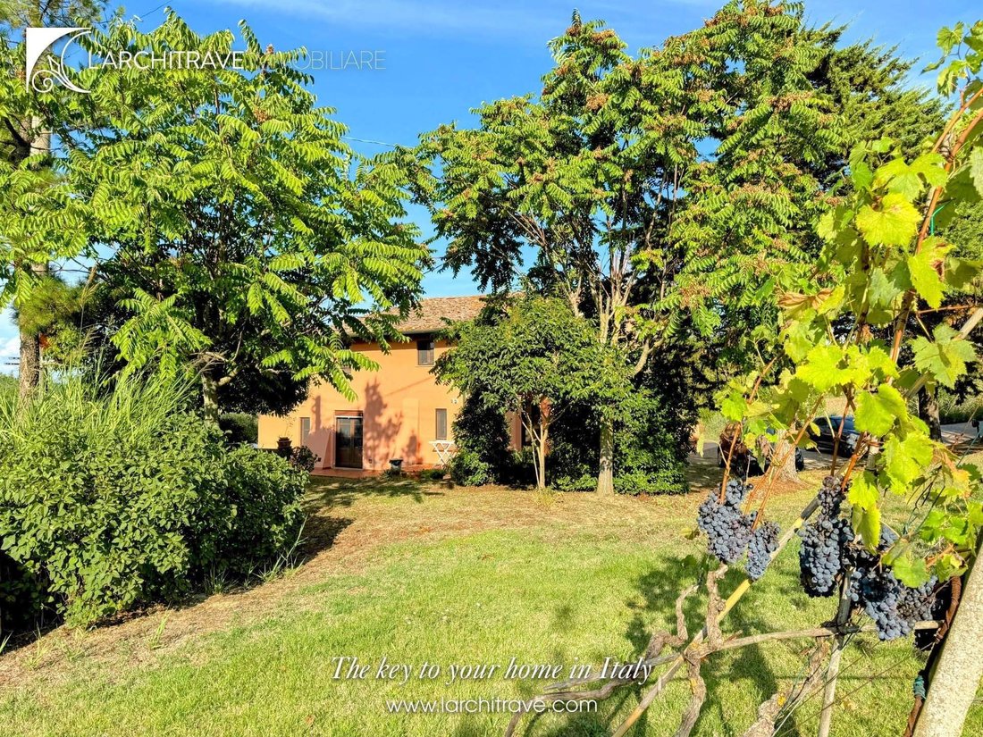 Villa a Peccioli, Toscana, Italia 1 - 14820244