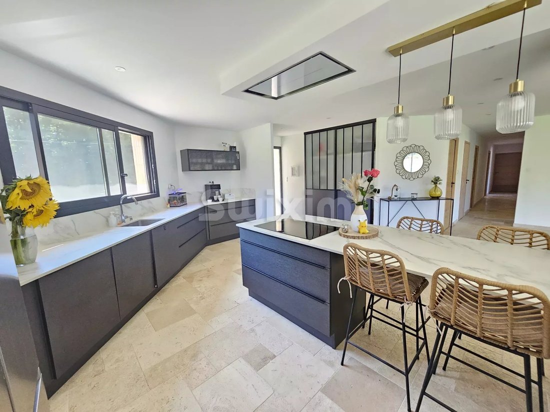 Dole House In Dole, Bourgogne Franche Comté, France For Sale (14819536)