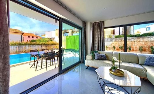 Apartment in Malinska, Primorje-Gorski Kotar County, Croatia 1
