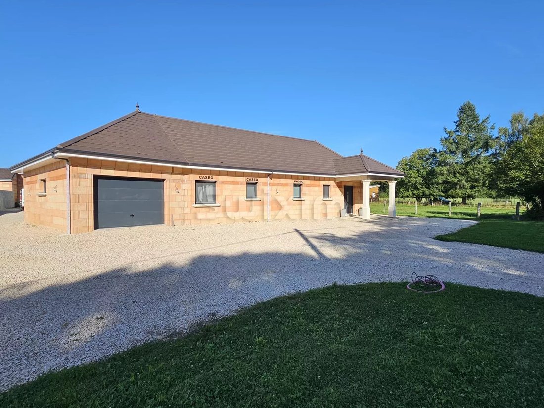 Dole House In Dole, Bourgogne Franche Comté, France For Sale (14819536)