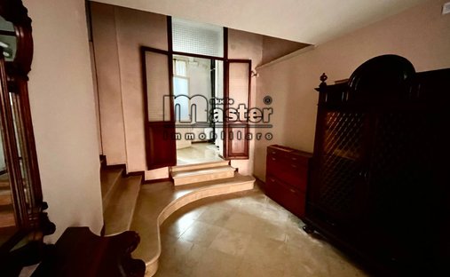 Apartment in Cathedral - Piazza dei Signori, Treviso, Italy 1
