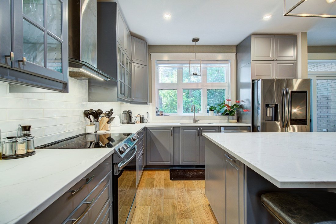 Montreal (Cte Des Neiges/Notre Dame De Grace), En Montréal, Quebec, Canadá En Venta (14820109)