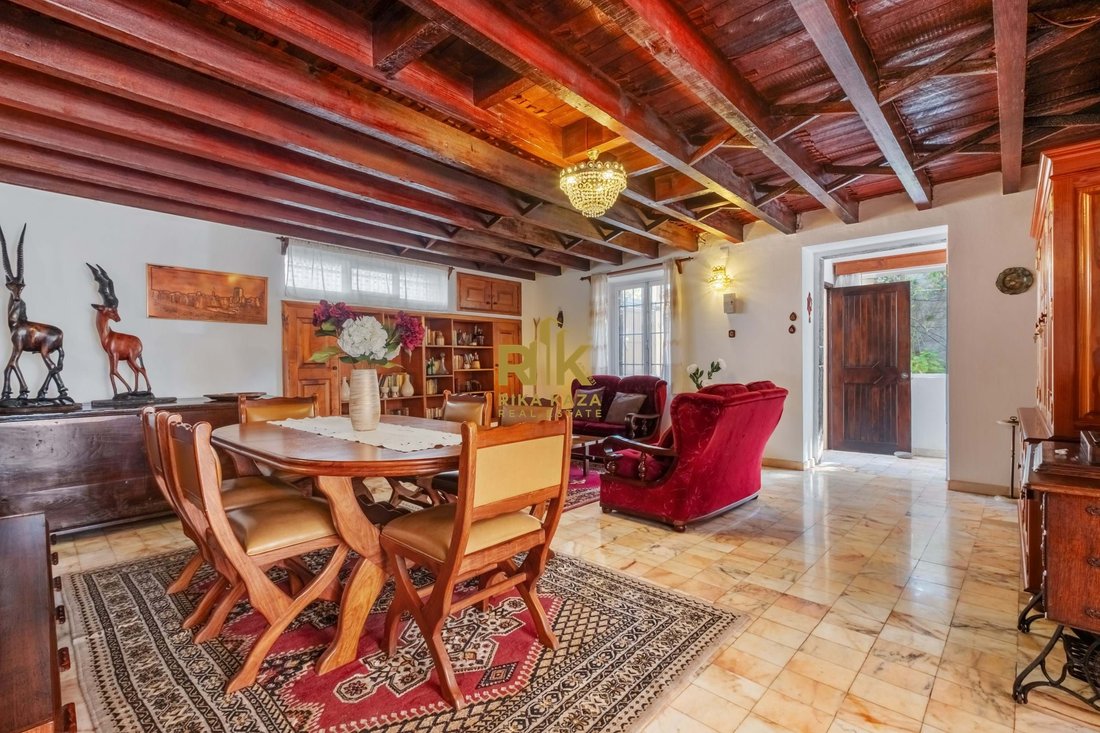 Villa in Santa Cruz, Autonome Region Madeira, Portugal 3 - 14818794
