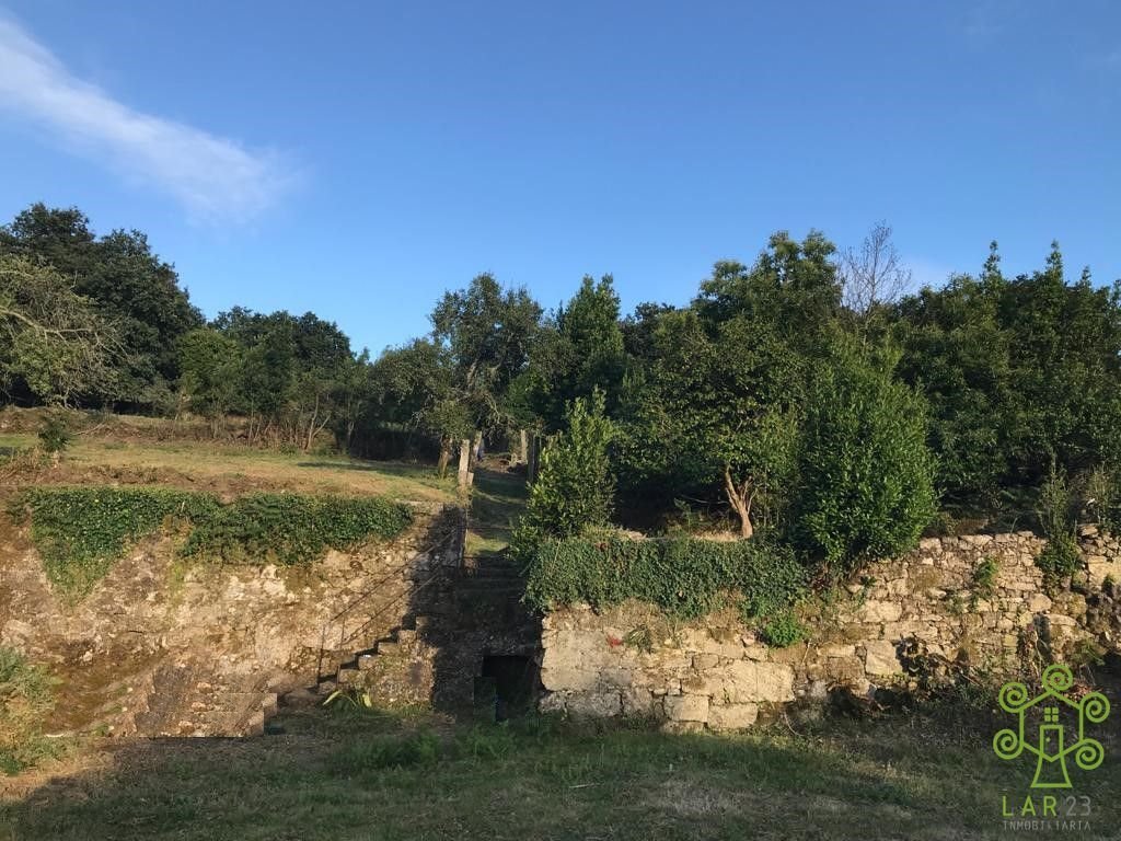 Land in Santiago de Compostela, Santiago de Compostela, Spanien 1 - 14819656