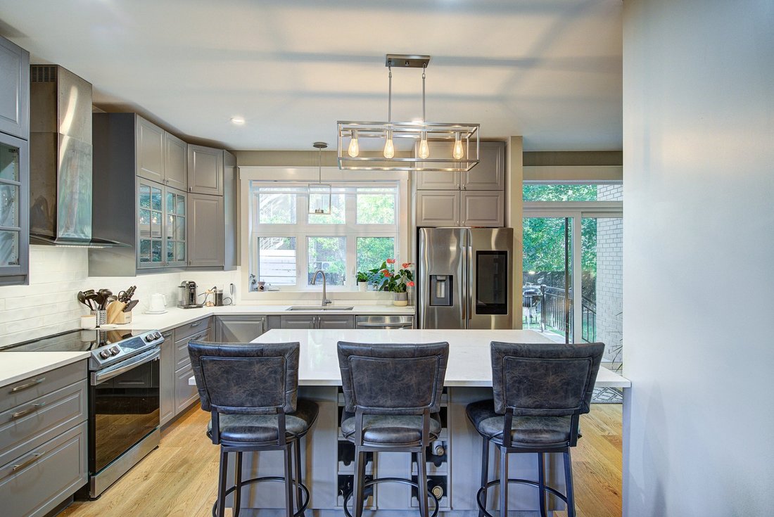 Montreal (Cte Des Neiges/Notre Dame De Grace), En Montréal, Quebec, Canadá En Venta (14820109)