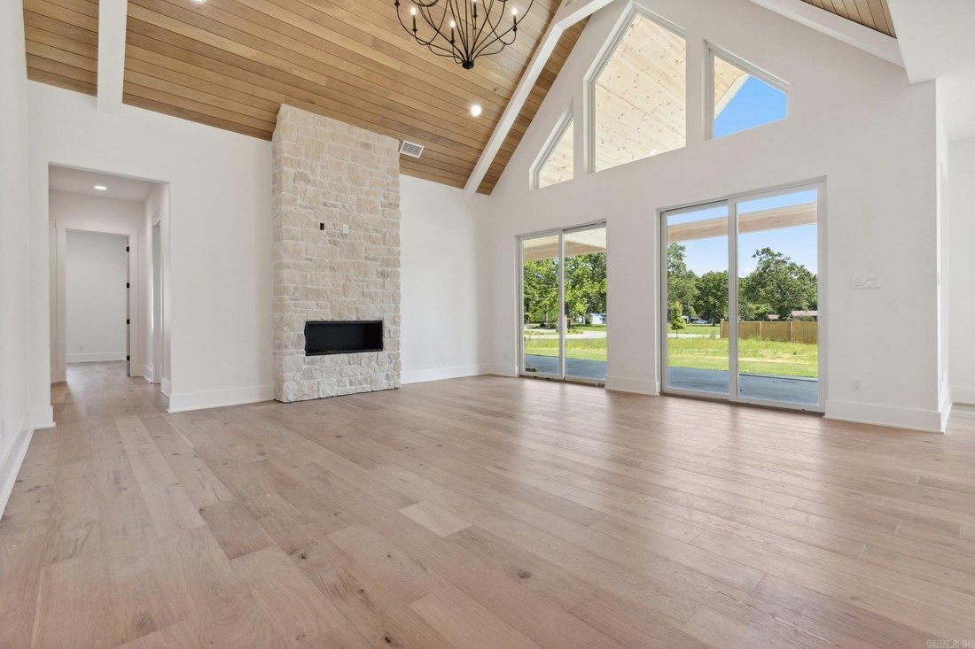 House in Benton, Arkansas, United States 3 - 14821453
