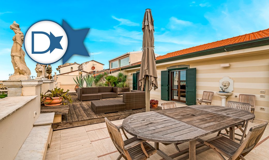 Gallery Detail: First Row Penthouse In Viareggio In Viareggio Tuscany Italy For