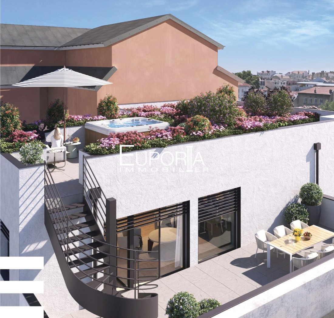 Lyon Apartment In Lyon, Auvergne Rhône Alpes, France For Sale (14825693)