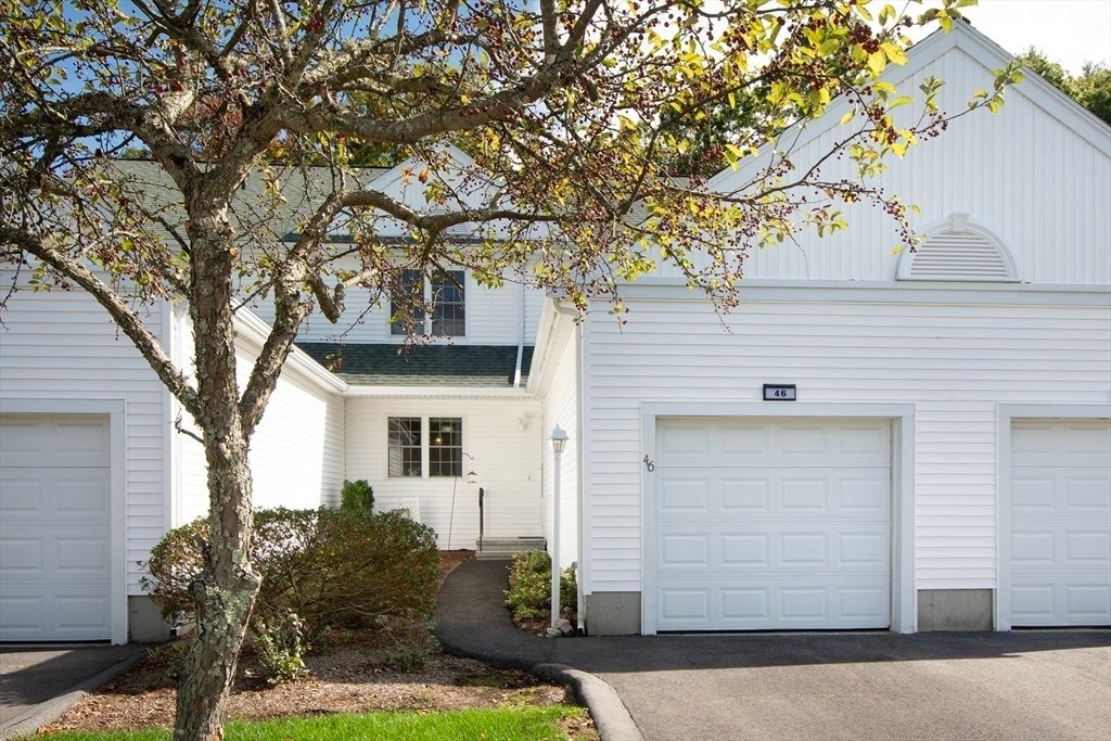 Rockland Residential In Abington, Massachusetts, United States For Sale