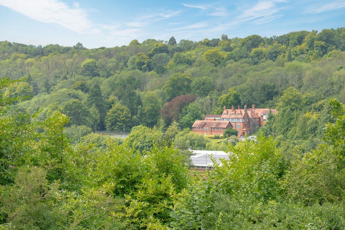 House in Caterham, South Godstone, England 5 - 14823492