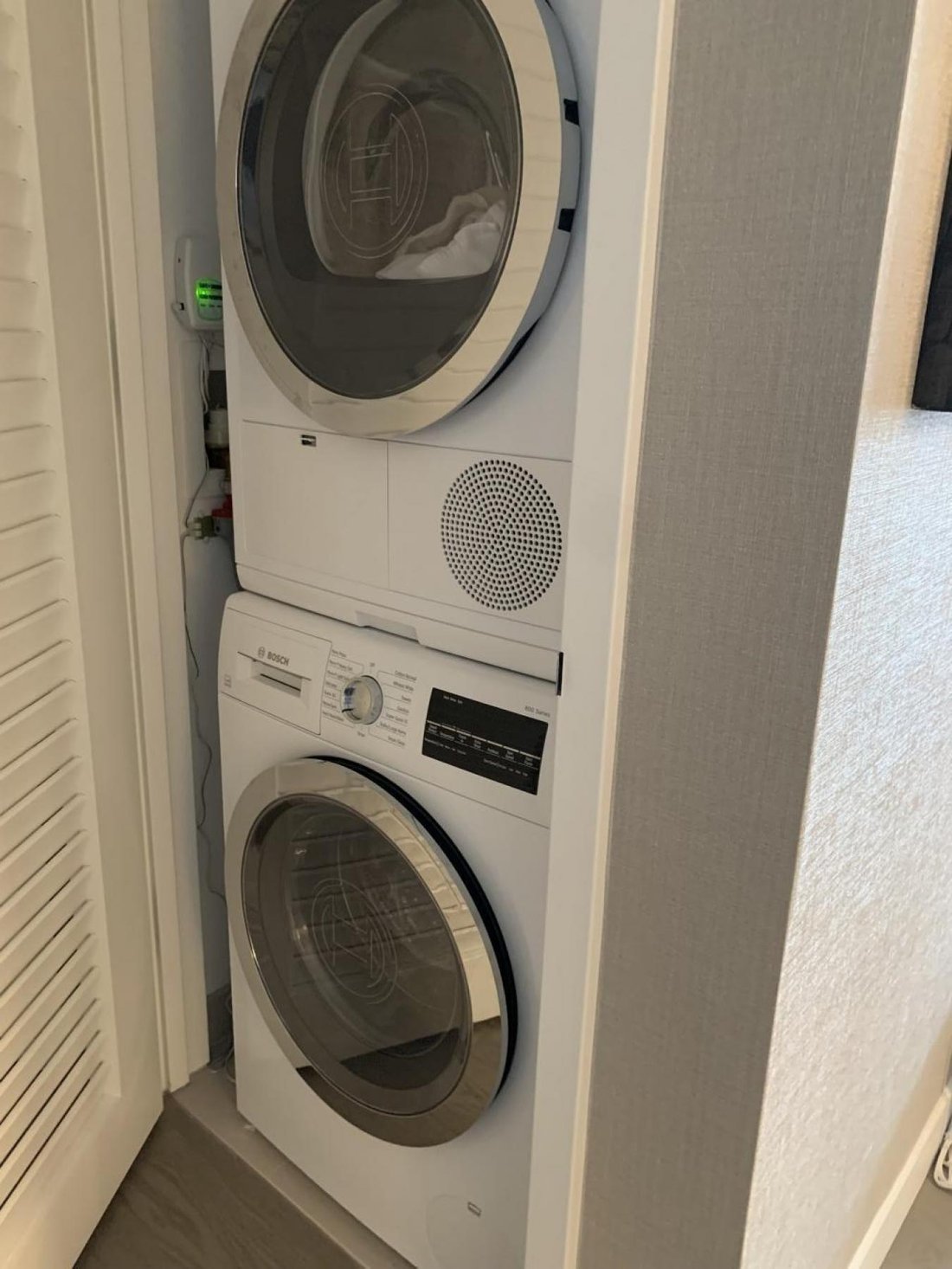 252 South Street 34 N In New York, New York, United States For Sale