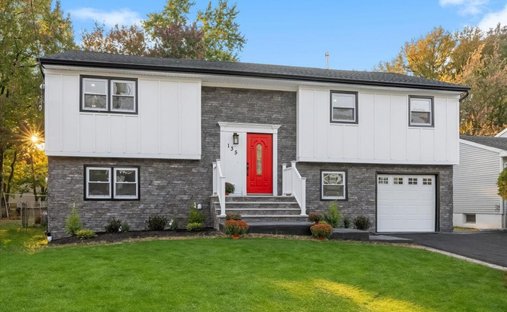 House in Woodbridge Township, New Jersey, United States 1