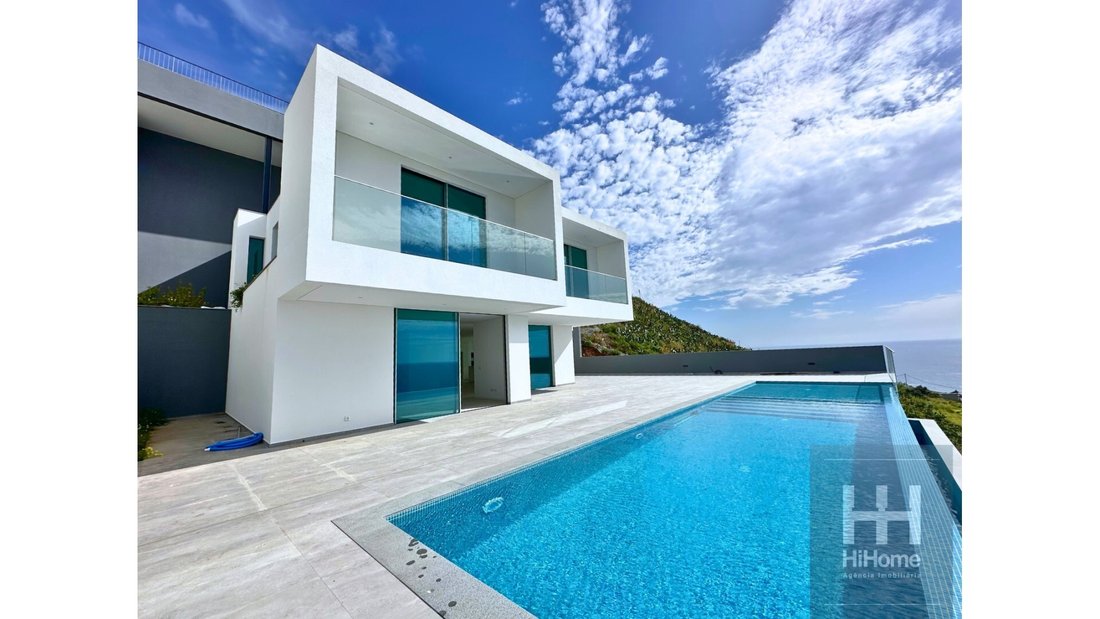 House in Funchal, Madeira, Portugal 1 - 14065912