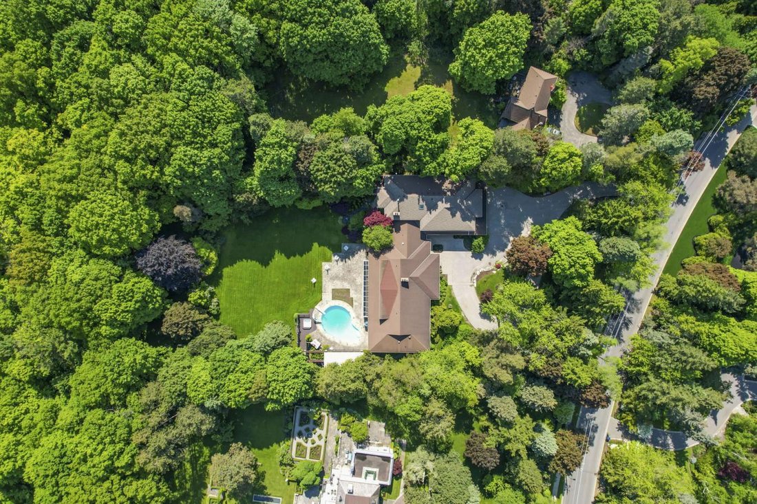 House in Toronto, Ontario, Canada 1 - 14823097