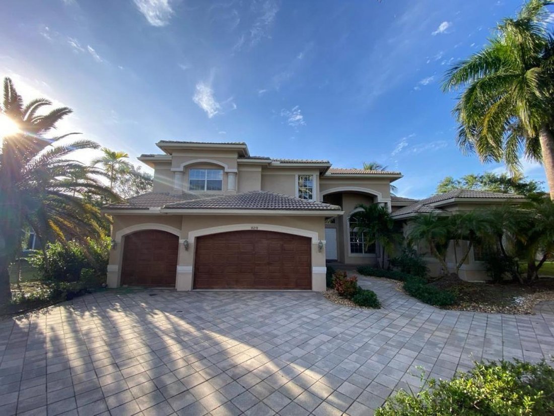 10278 Laurel Road In Davie, Florida, United States For Sale (14823496)