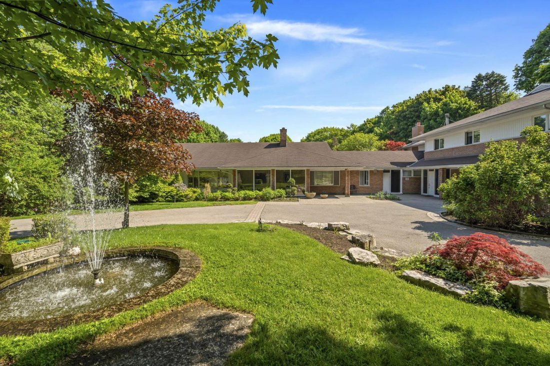 House in Toronto, Ontario, Canada 2 - 14823097