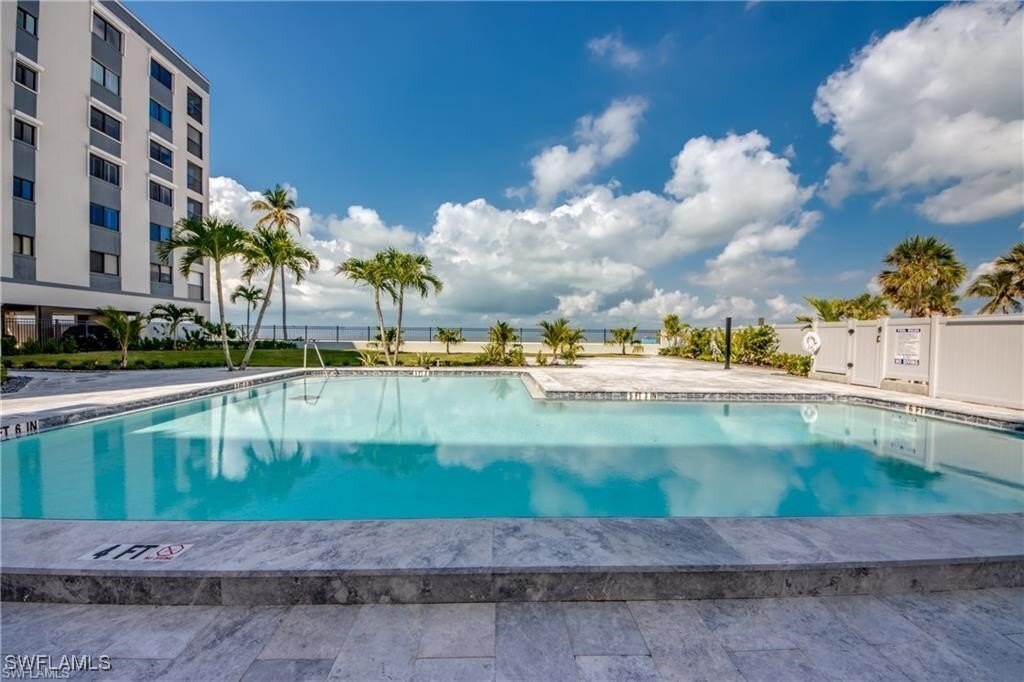 Condo in Fort Myers Beach, Florida, United States 3 - 14822000