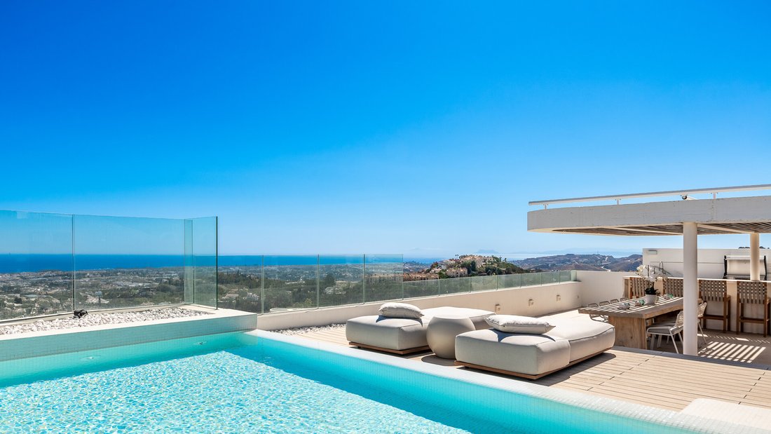 Apartment in La Quinta, Benahavis, Andalusia 1 - 14822578