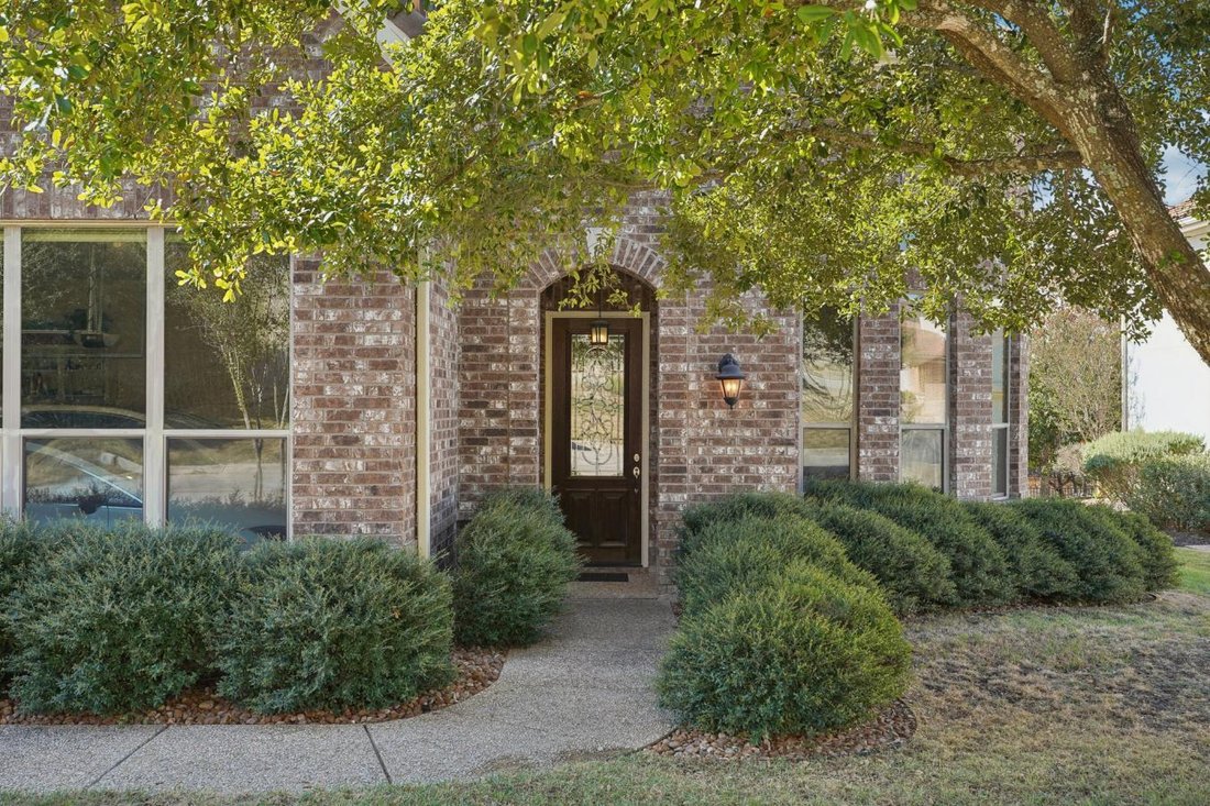 Luxury In The Dominion 7026 Hovingham In San Antonio, Texas, United