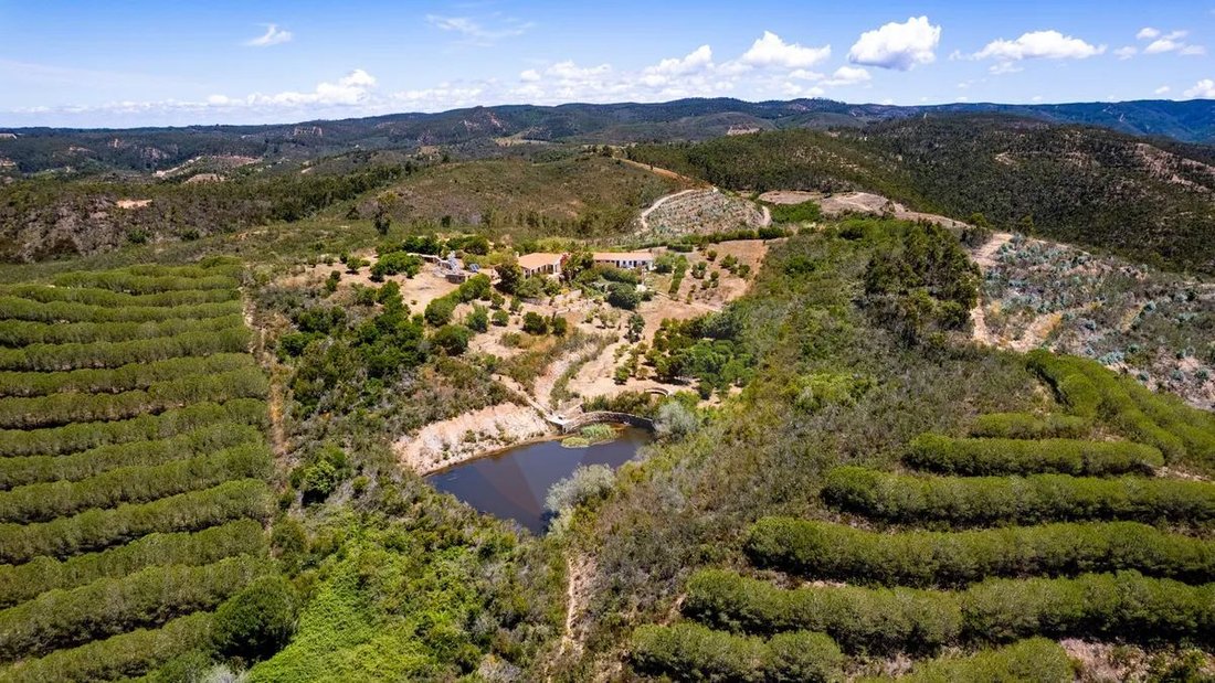 Villa in Aljezur, Algarve, Portugal 1 - 14822286