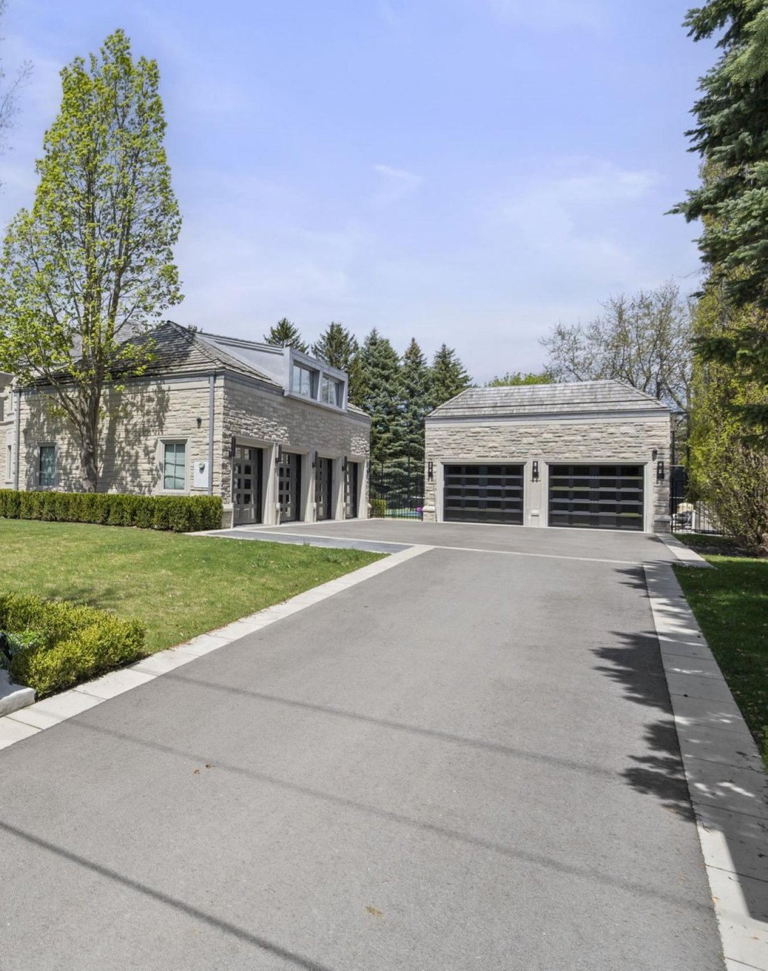 House in Vaughan, Ontario, Canada 4 - 14823090