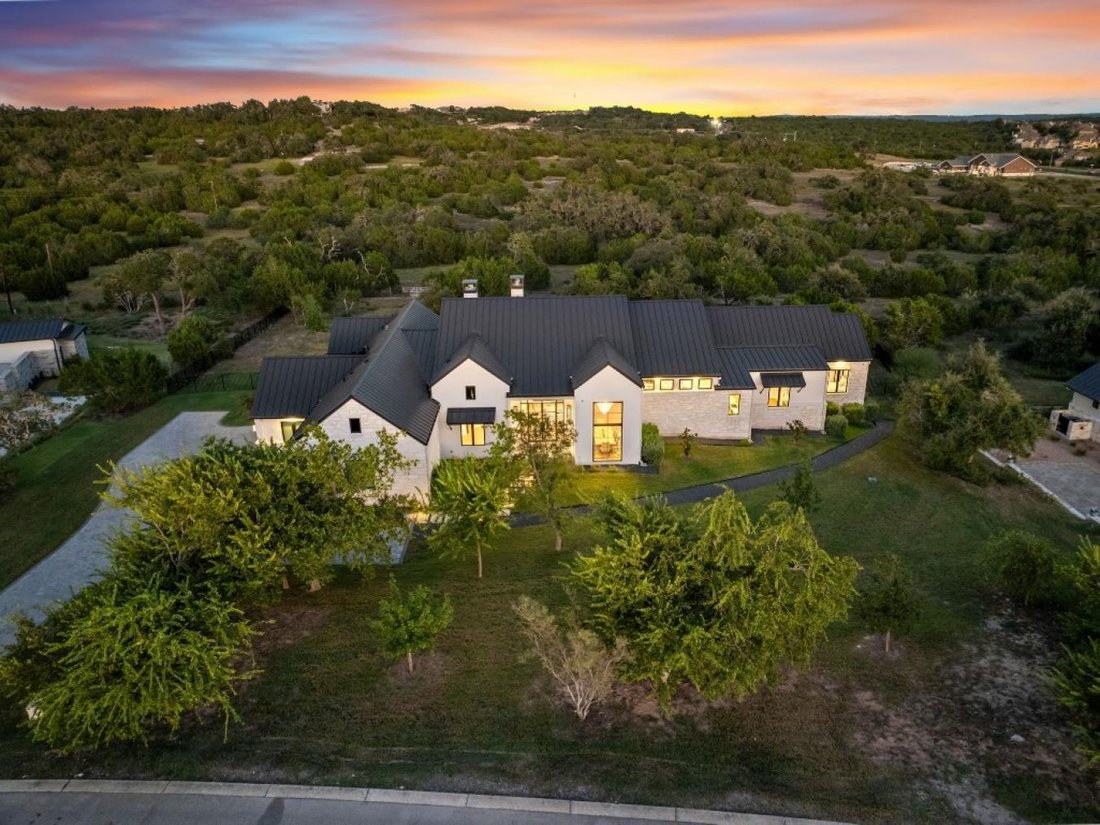 House in Spicewood, Texas, United States 4 - 14823485