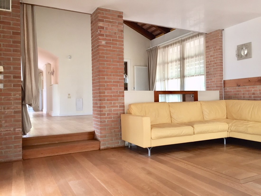 Villa in Roncade, Veneto, Italy 3 - 14824654