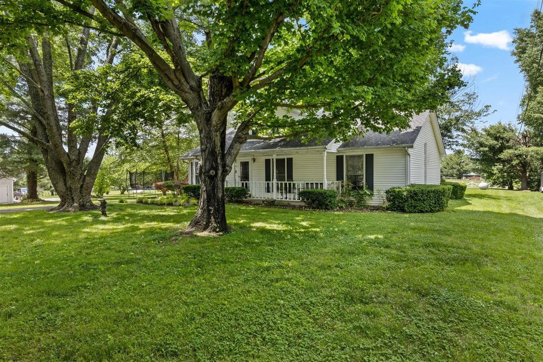 House in Alvaton, Kentucky, United States 4 - 14823735
