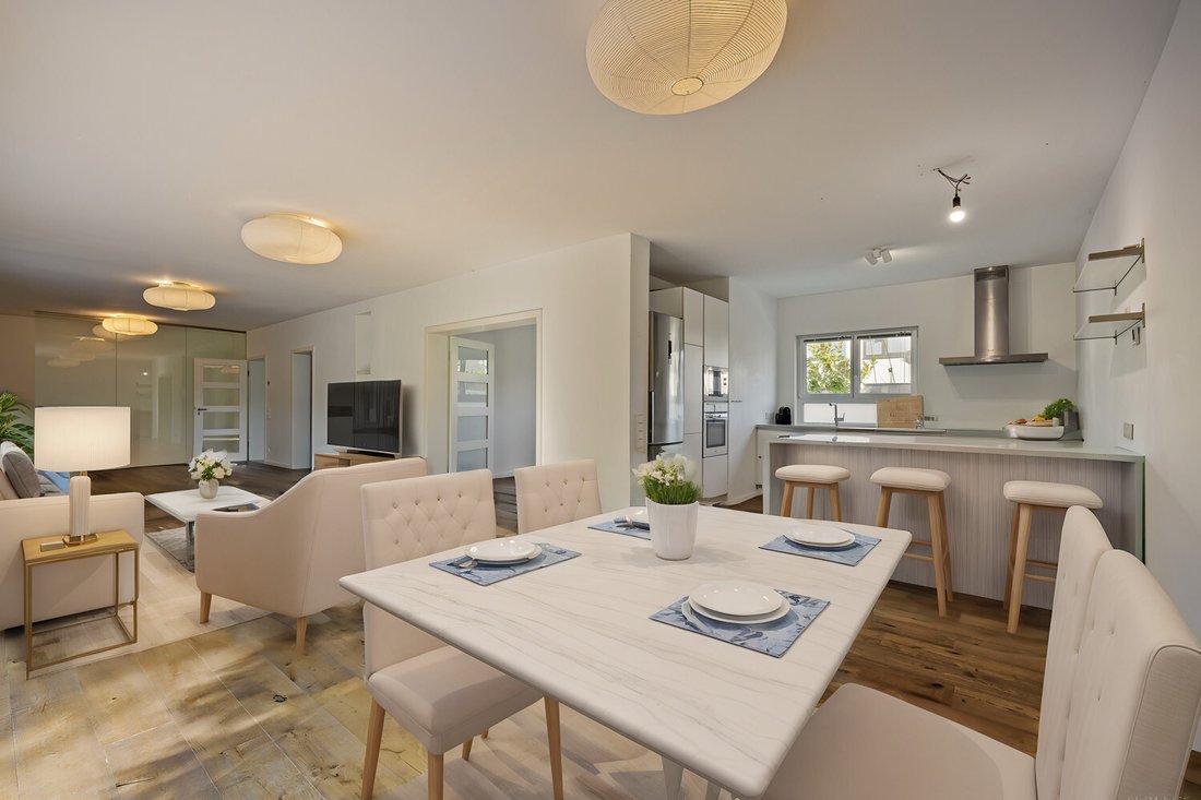 Lavishly Renovated Corner Bungalow In Cologne, North Rhine Westphalia