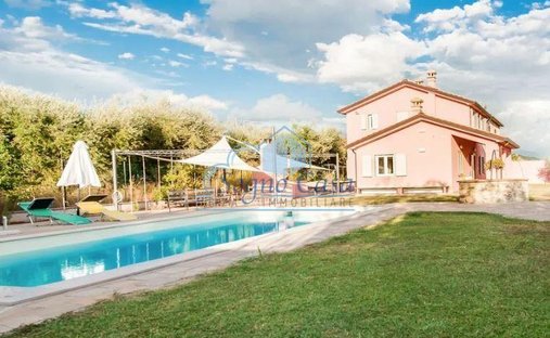 Townhouse in Historic Center, Castelnuovo Magra, Liguria 1