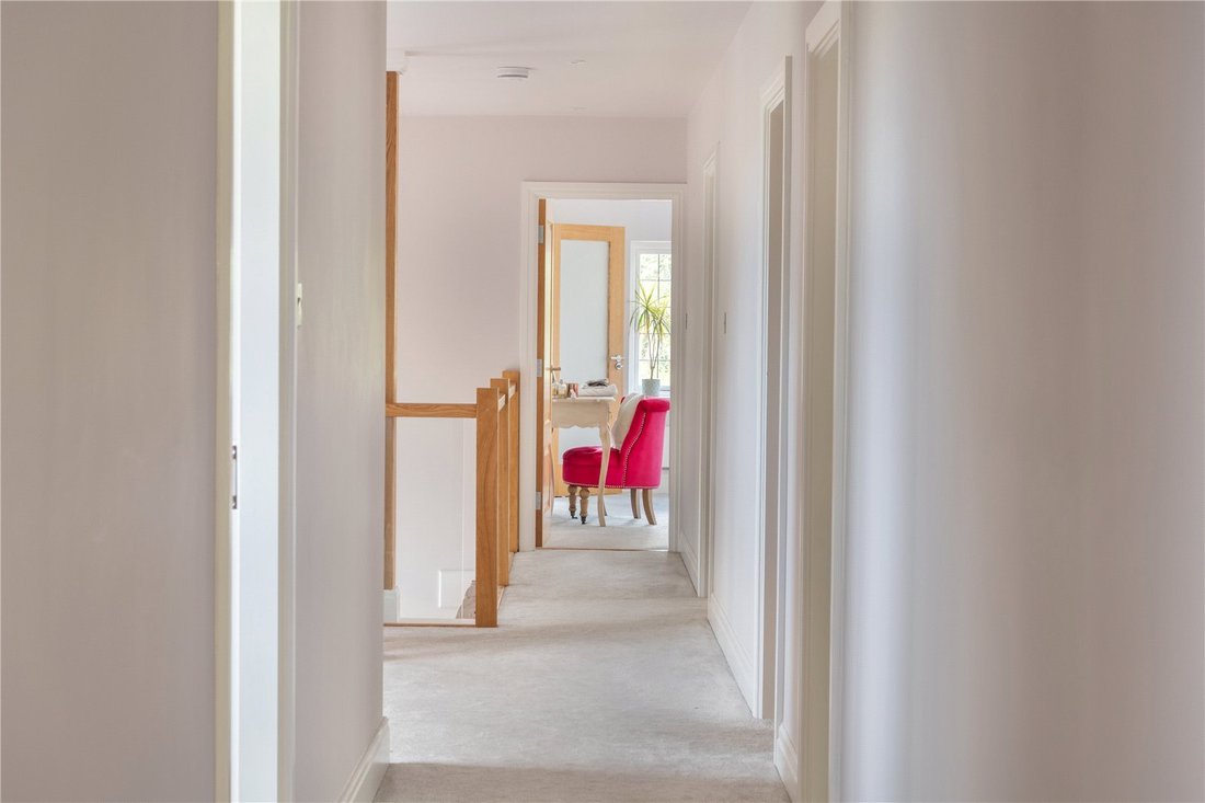 Exceptional Residence On Eight Acres In Wonersh, England, United