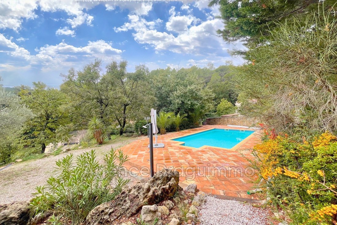Villa in Figanières, Provence-Alpes-Côte d'Azur, France 2 - 14822174