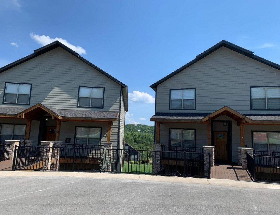 162 Antlers Unit 7 In Indian Point, Missouri, United States For Sale