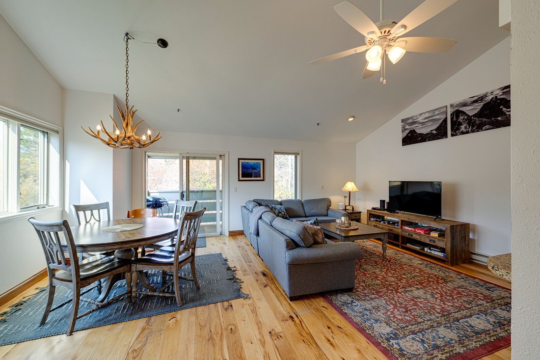 Balsam Lodges End Unit In The Aspens In Wilson, Wyoming, United States