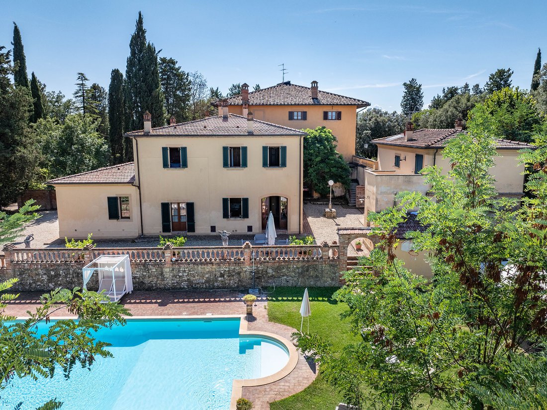 Villa in Foiano della Chiana, Tuscany, Italy 5 - 14826590