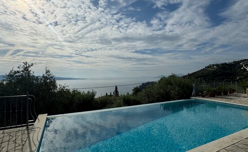 Villa in Kassopaia, Peloponnese, Western Greece and the Ionian, Greece 1