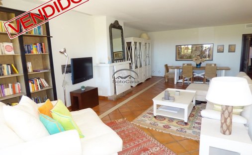Villa in Sotogrande, San Roque, Andalusia 1