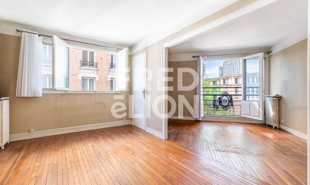 Apartment In Paris, île De France, France For Sale (14829178)