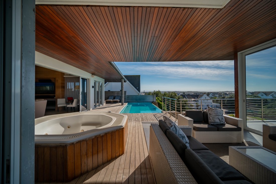 Beach House Style In St In Saint Francis Bay, Eastern Cape, South