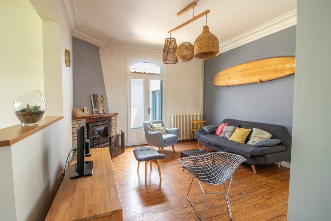 Mérignac Ancienne In Mérignac, Nouvelle Aquitaine, France For Sale