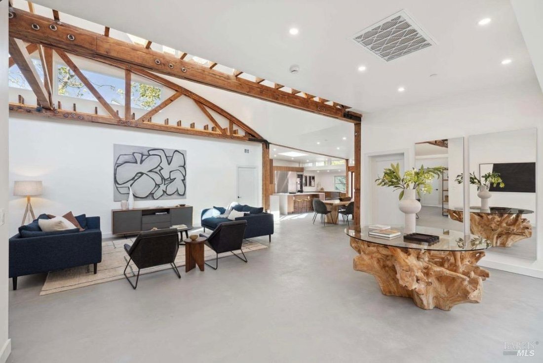 Extraordinary Private Compound In In Corte Madera, California, United