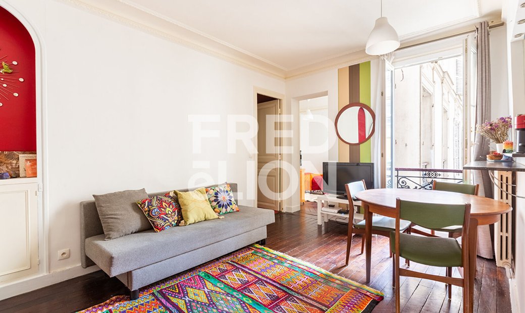 Apartment In Paris, île De France, France For Sale (14829156)
