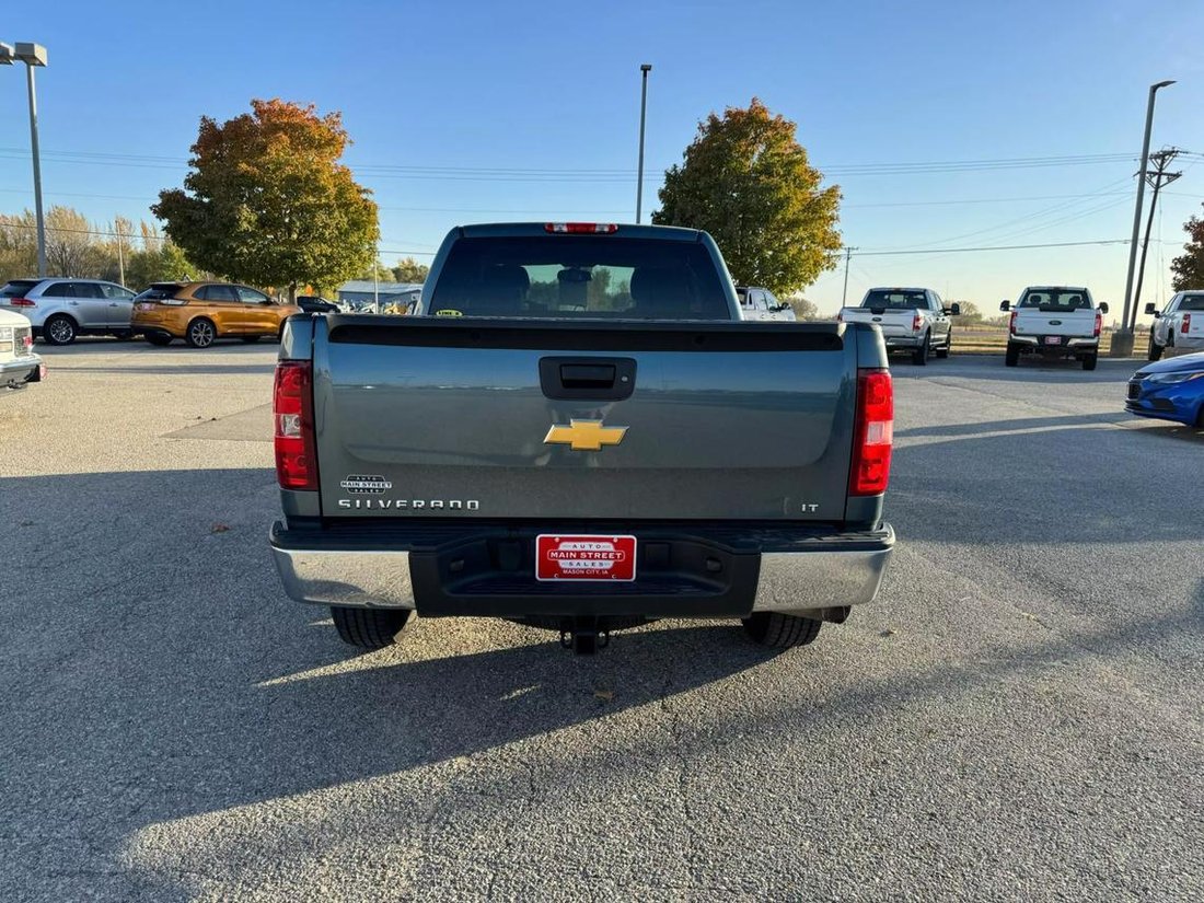 2012 Chevrolet Silverado In Mason City, Ia, United States For Sale