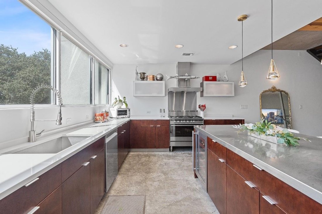 Condo Austin In Austin, Texas, United States For Rent (14827459)