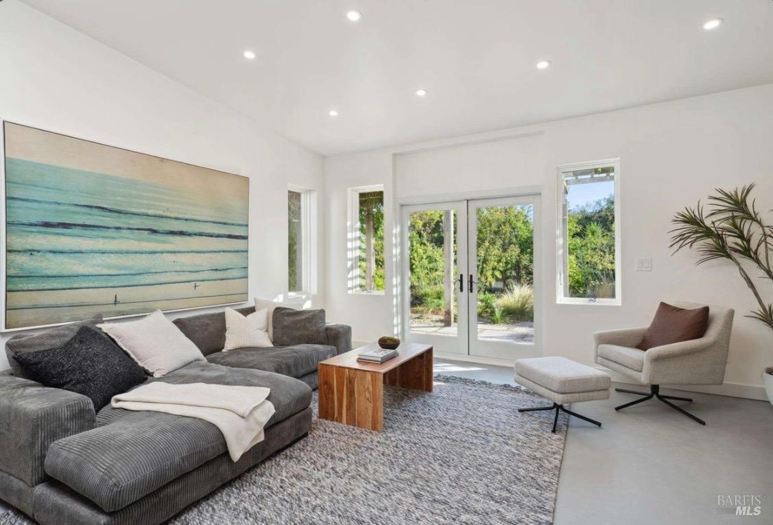 Extraordinary Private Compound In In Corte Madera, California, United