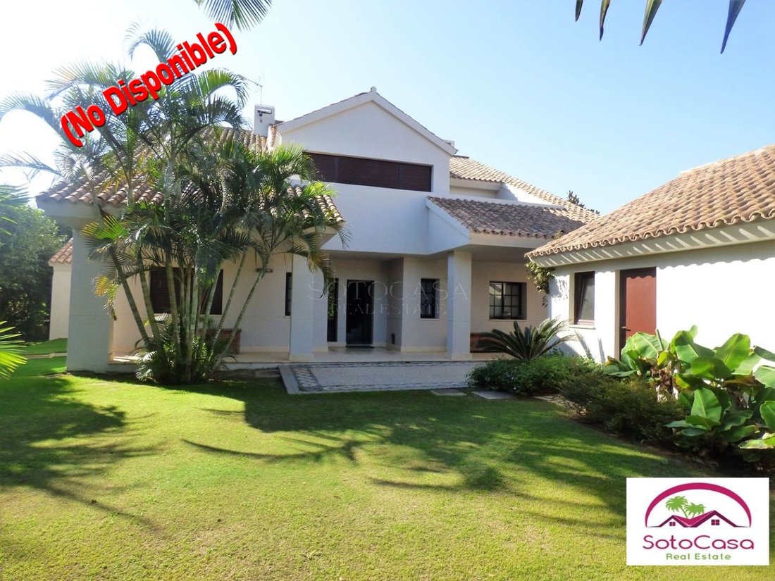 Villa in Sotogrande, San Roque, Andalusia 1 - 14573180