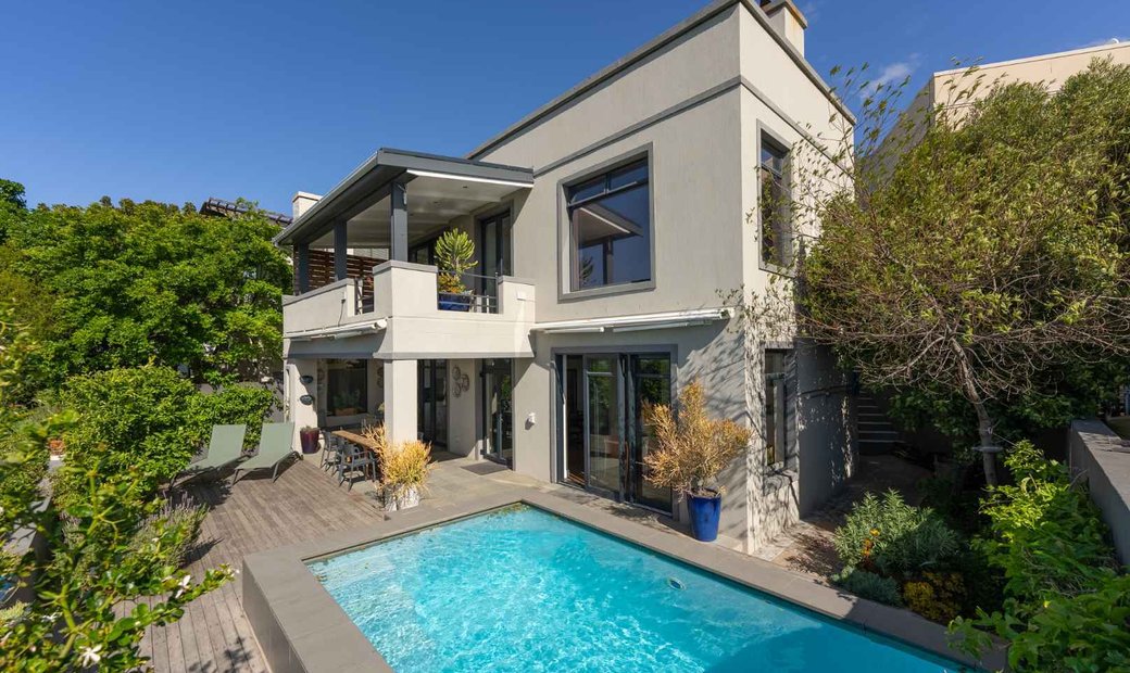 North Facing, Stylish Two Story In Cape Town, Western Cape, South